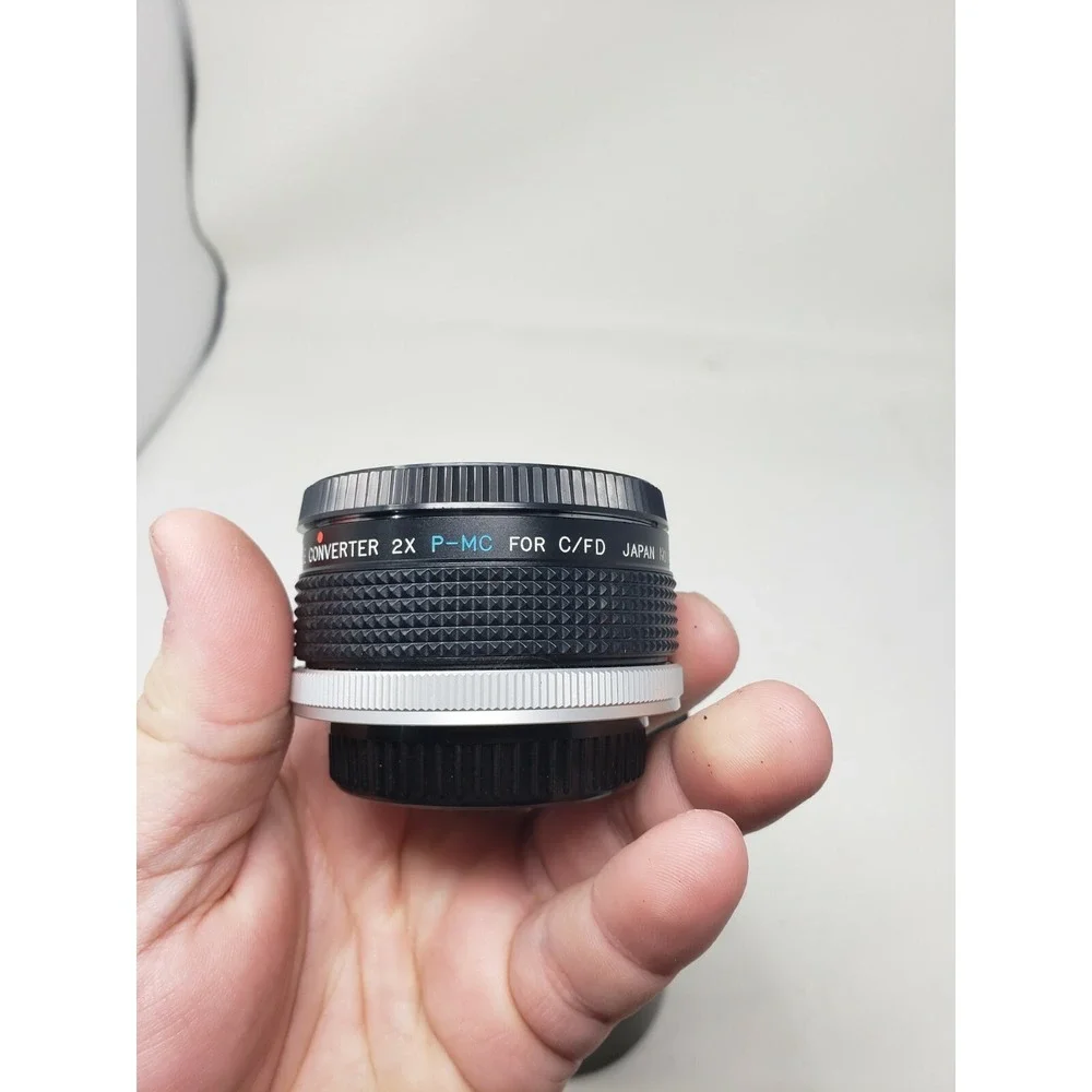 Sigma 100mm - 200mm F/4.5 with Access 7‎ Element Auto Tele Converter and Case